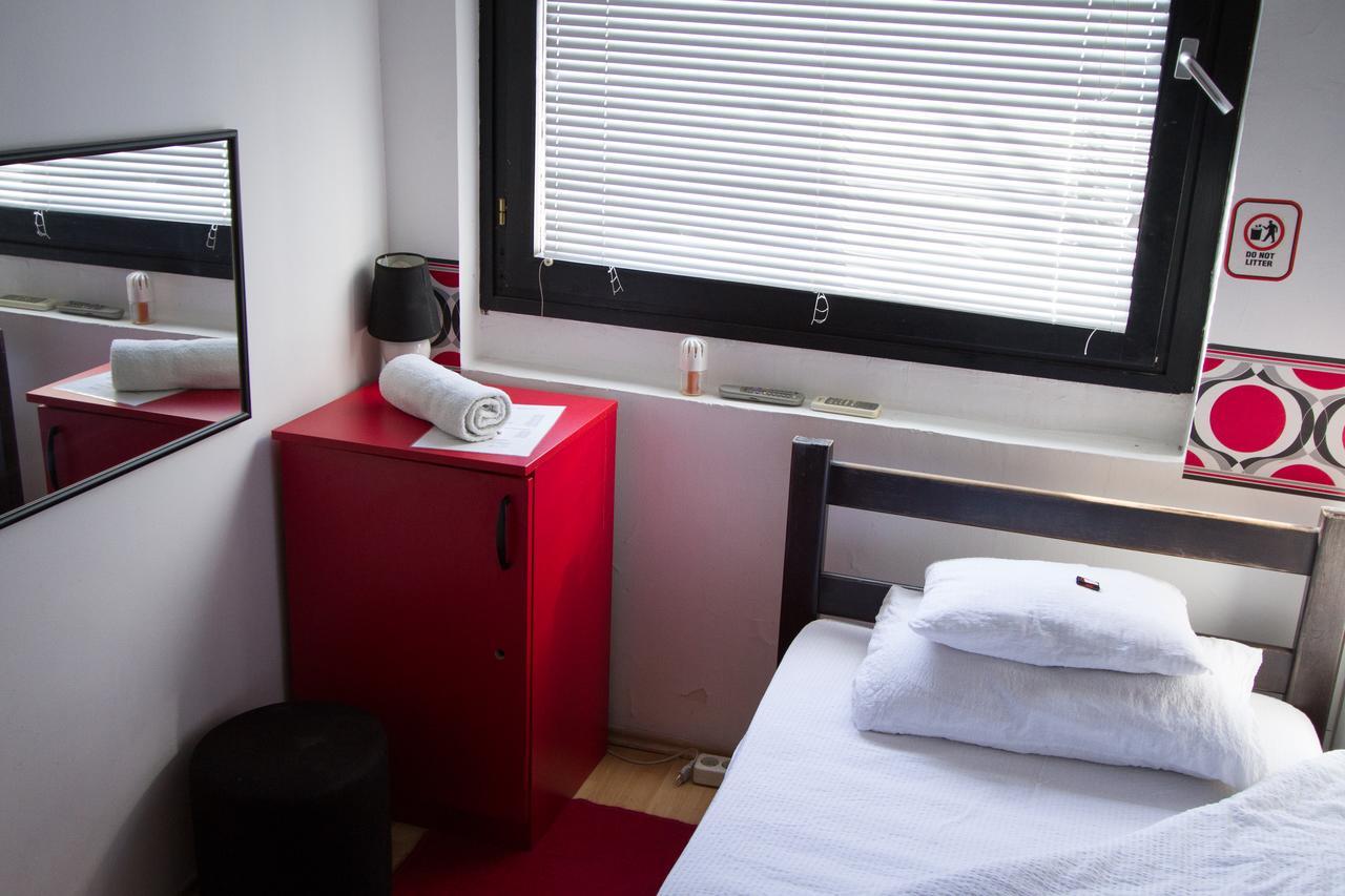 Hostel No9 Белград Екстериор снимка